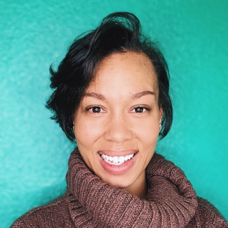 Nandi Schloesser, Our Center Director